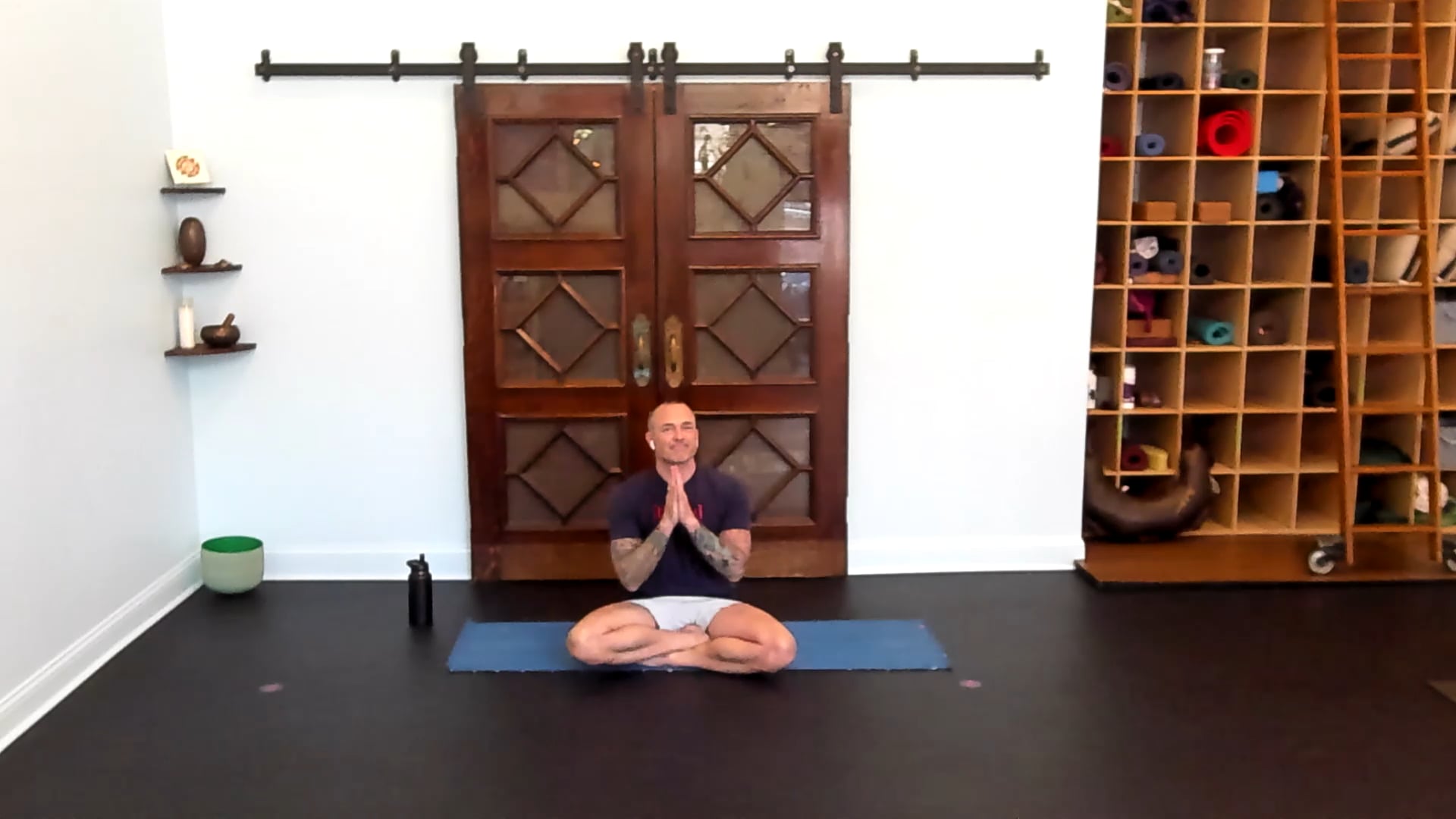 Multi-level with James 60-min