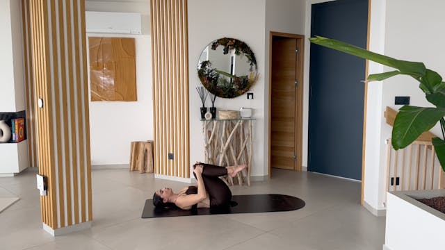 STOMACH VACUUM / DANCE CARDIO