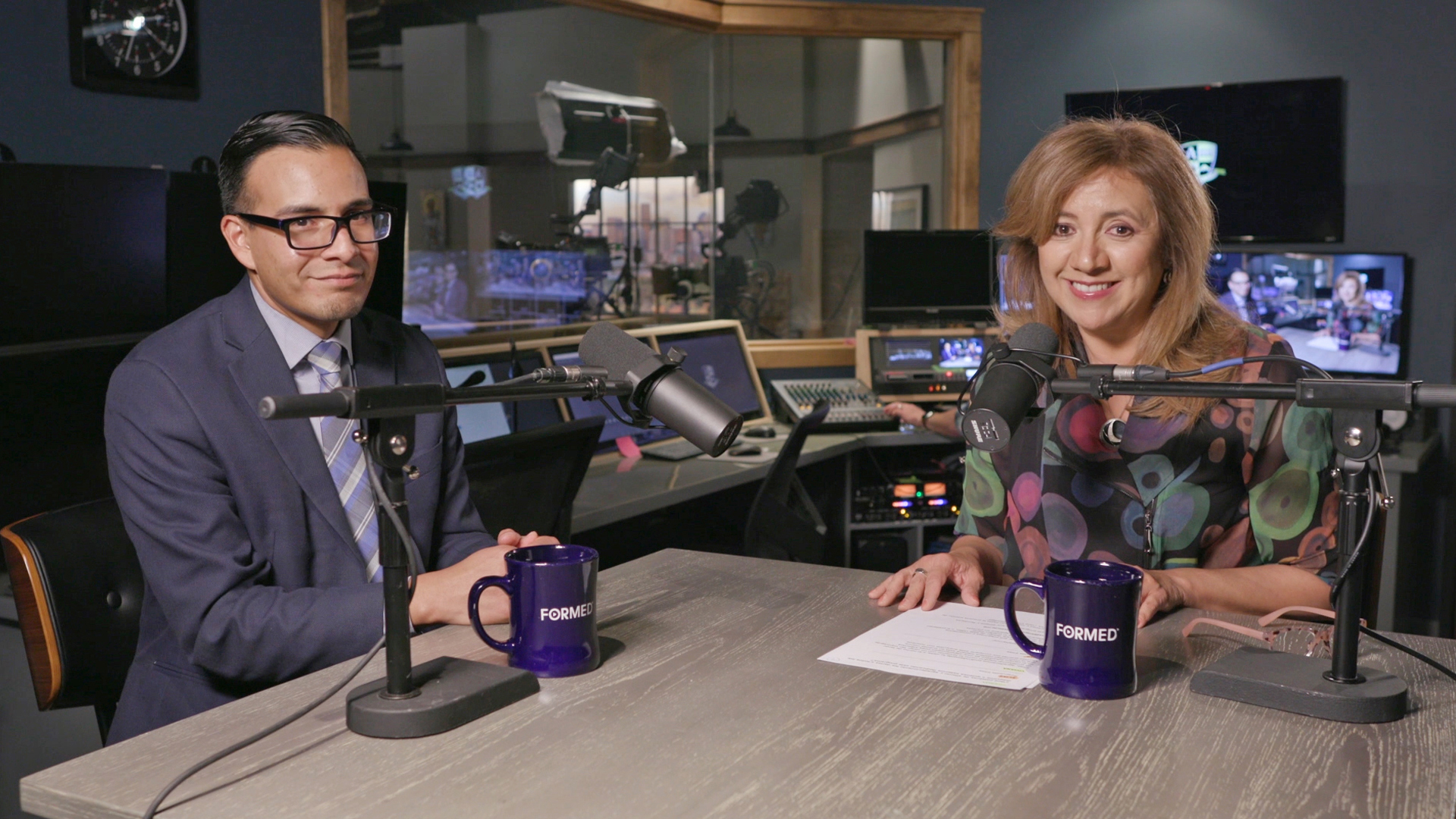 Los Desafíos del Maestro Educador y Testimonio Vivo