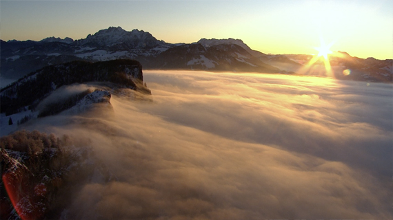 Los acontecimientos salvíficos de la muerte y resurrección de Cristo