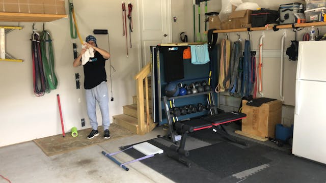 Chest, Shoulders and Triceps - Episod...