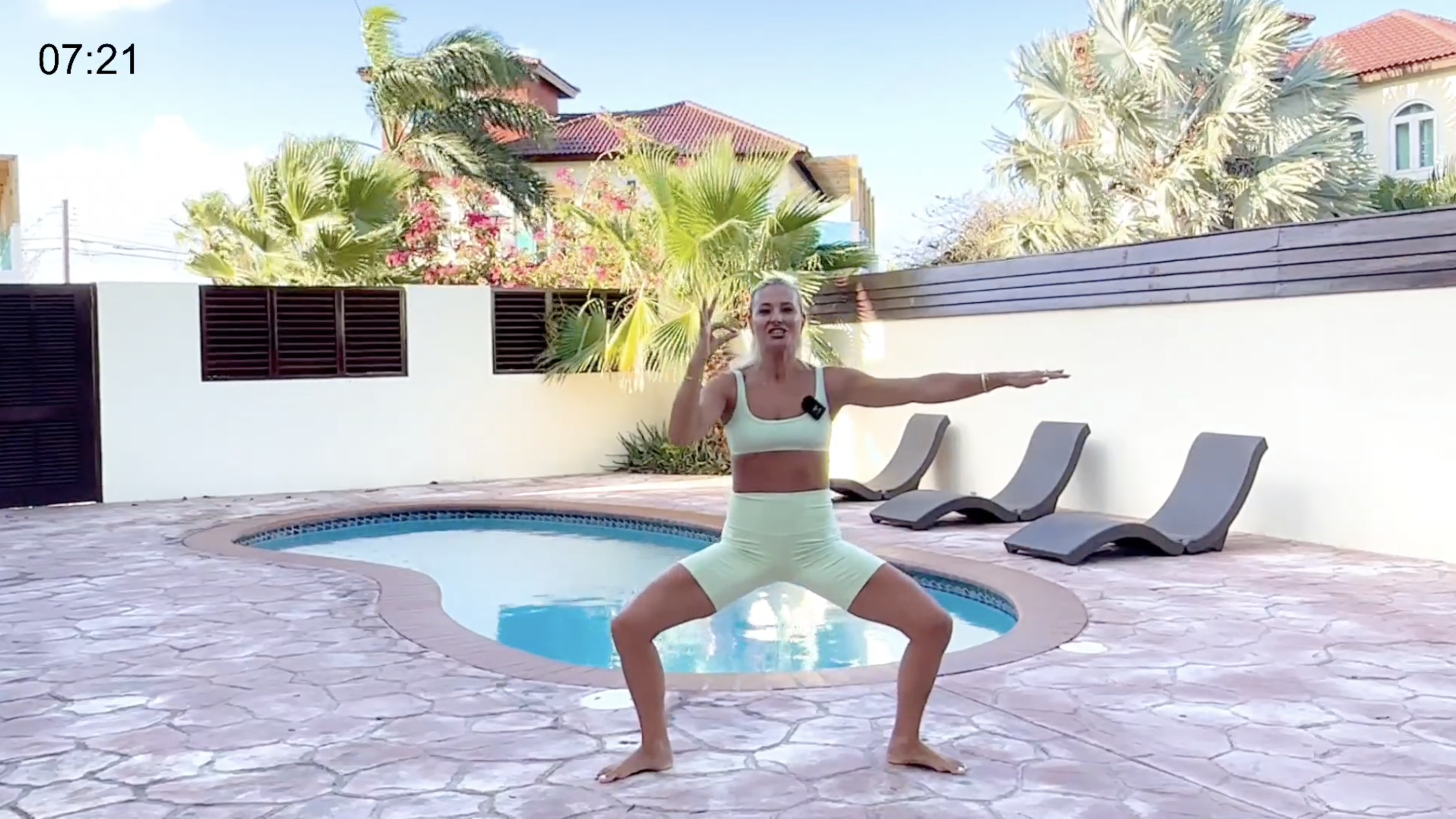 8 Minute Plié Series