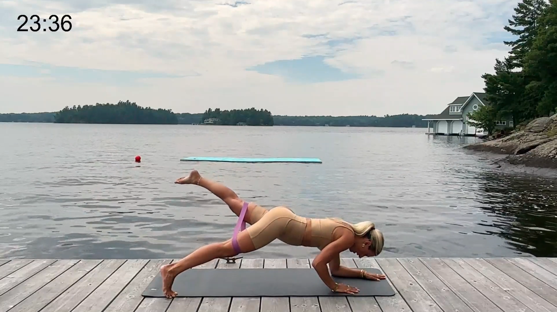 26 Minute Full Body Banded Sculpt