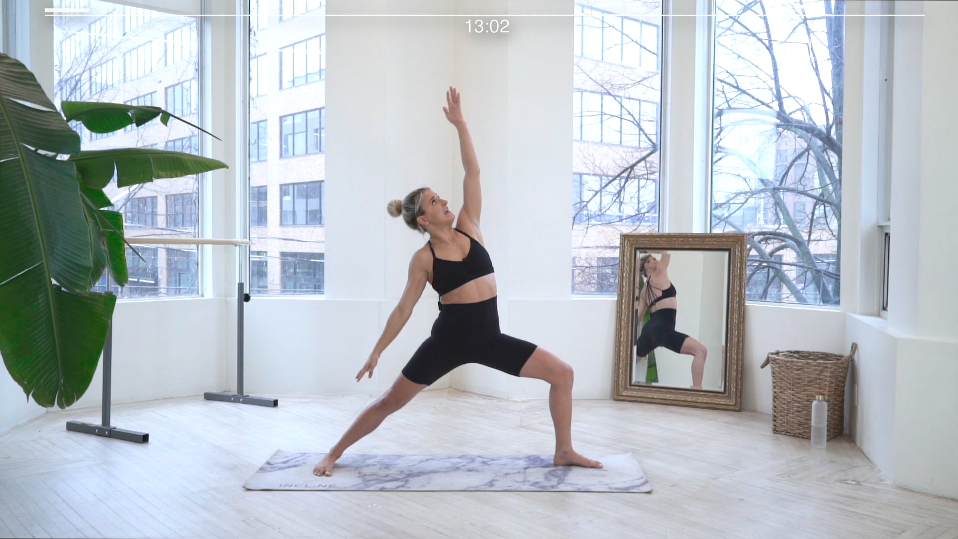 15 Minute Stretch & Sculpt