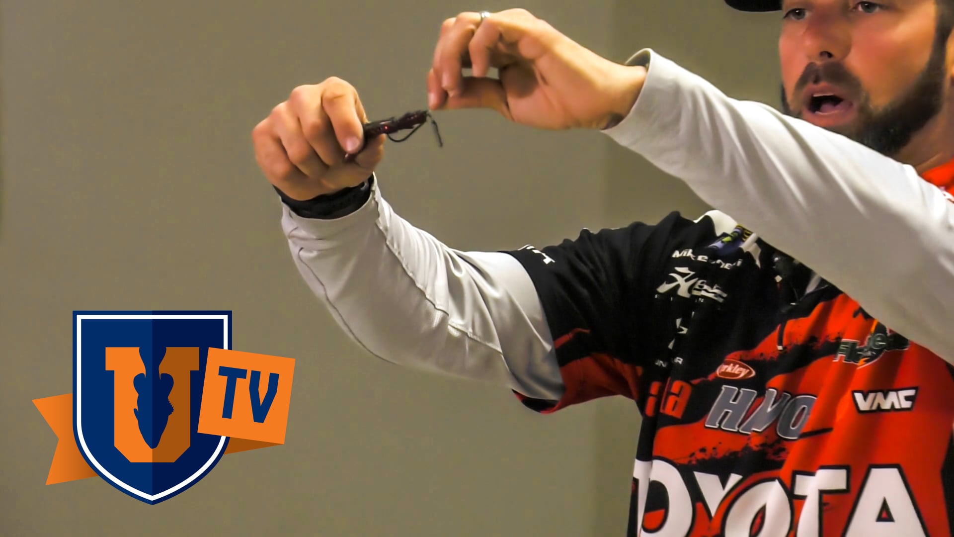 Punch Shot & Jika Rig Bass Fishing - Mike Iaconelli