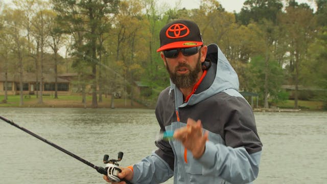 Crankbaits Through Grass - Mike Iacon...