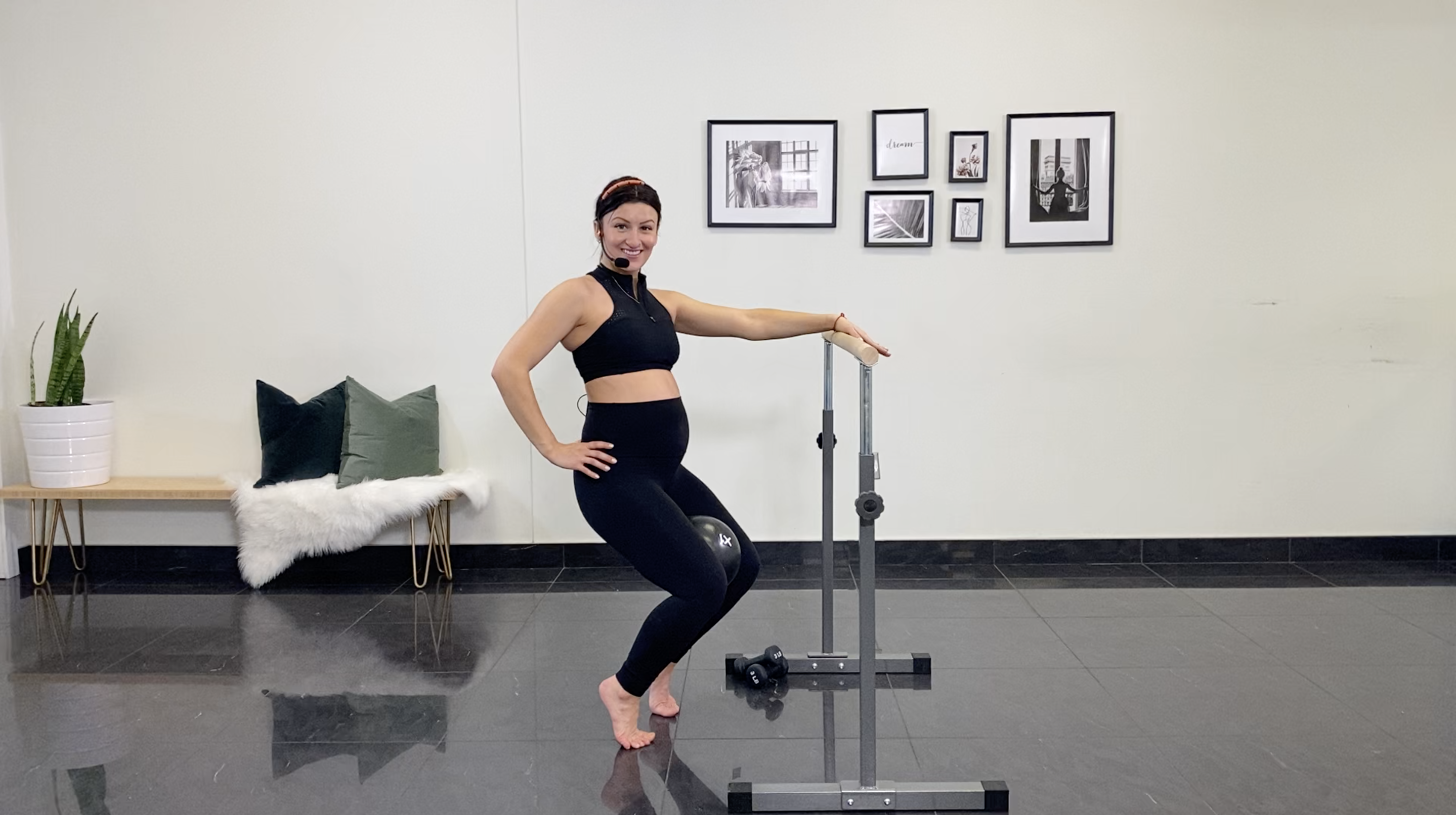 T2 Barre Legs Burn | Alexandra