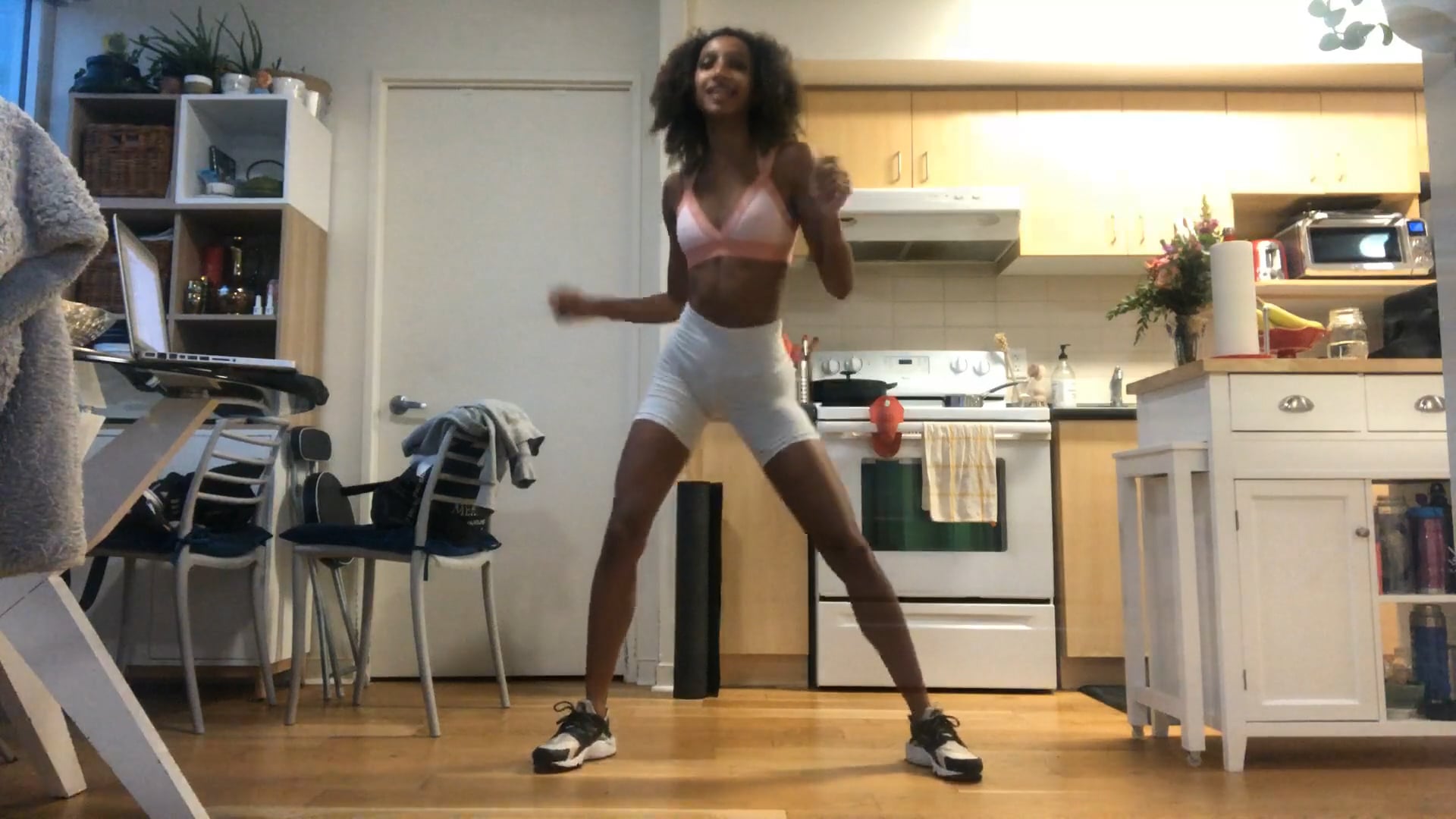 09/14 Live Dance Cardio with Chi