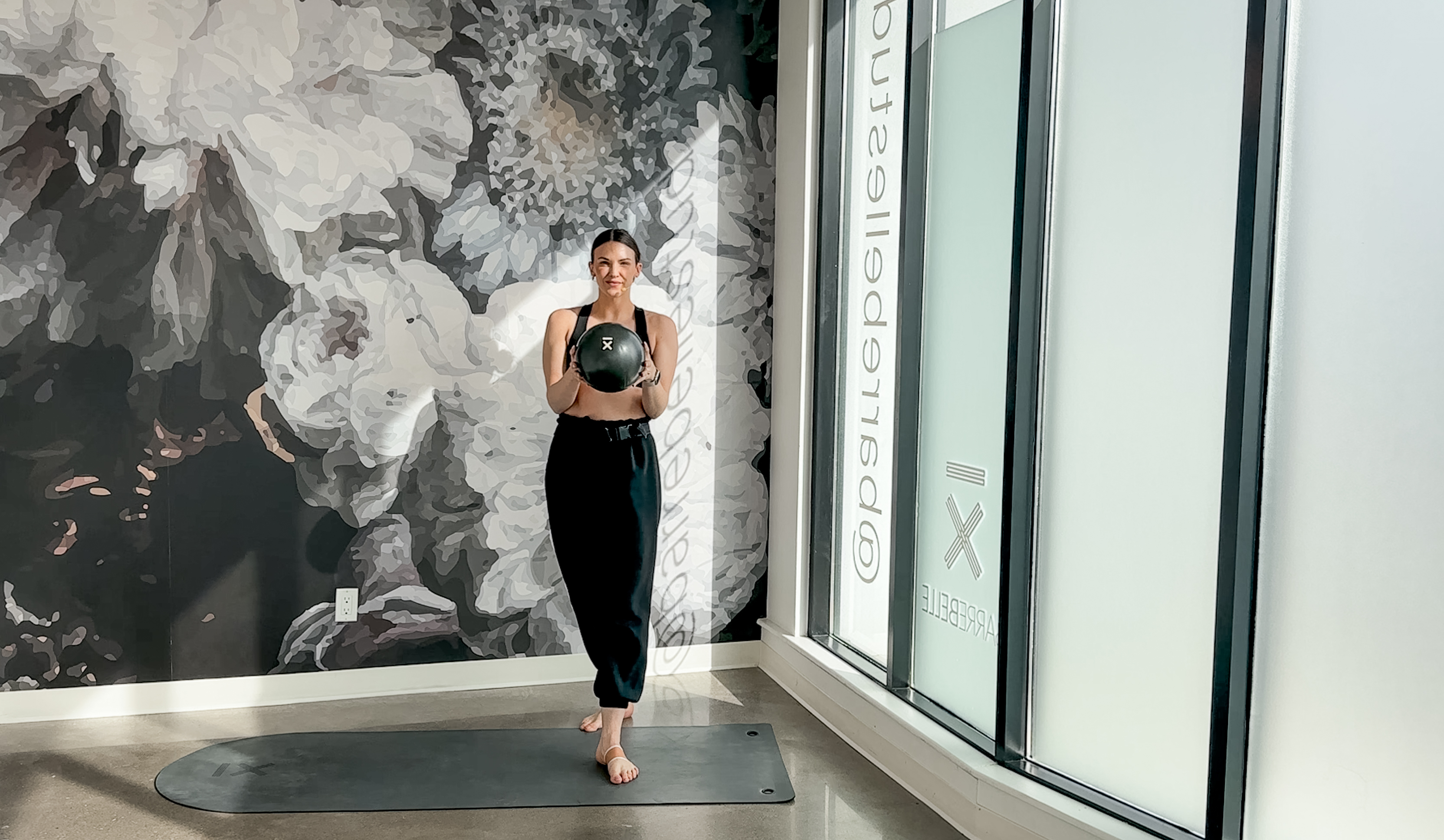 Bodyweight Ass & Abs | Jenna