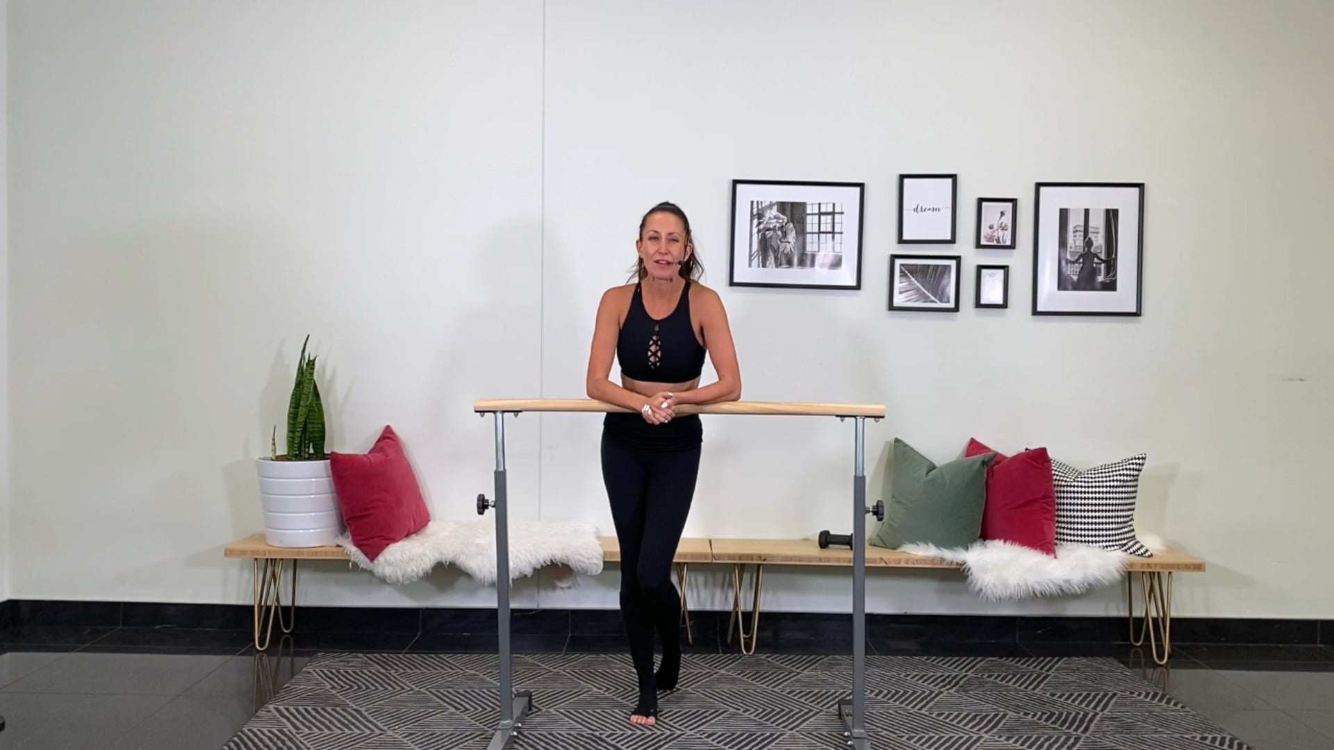 EMOM Total Body Barre Strength | Jill