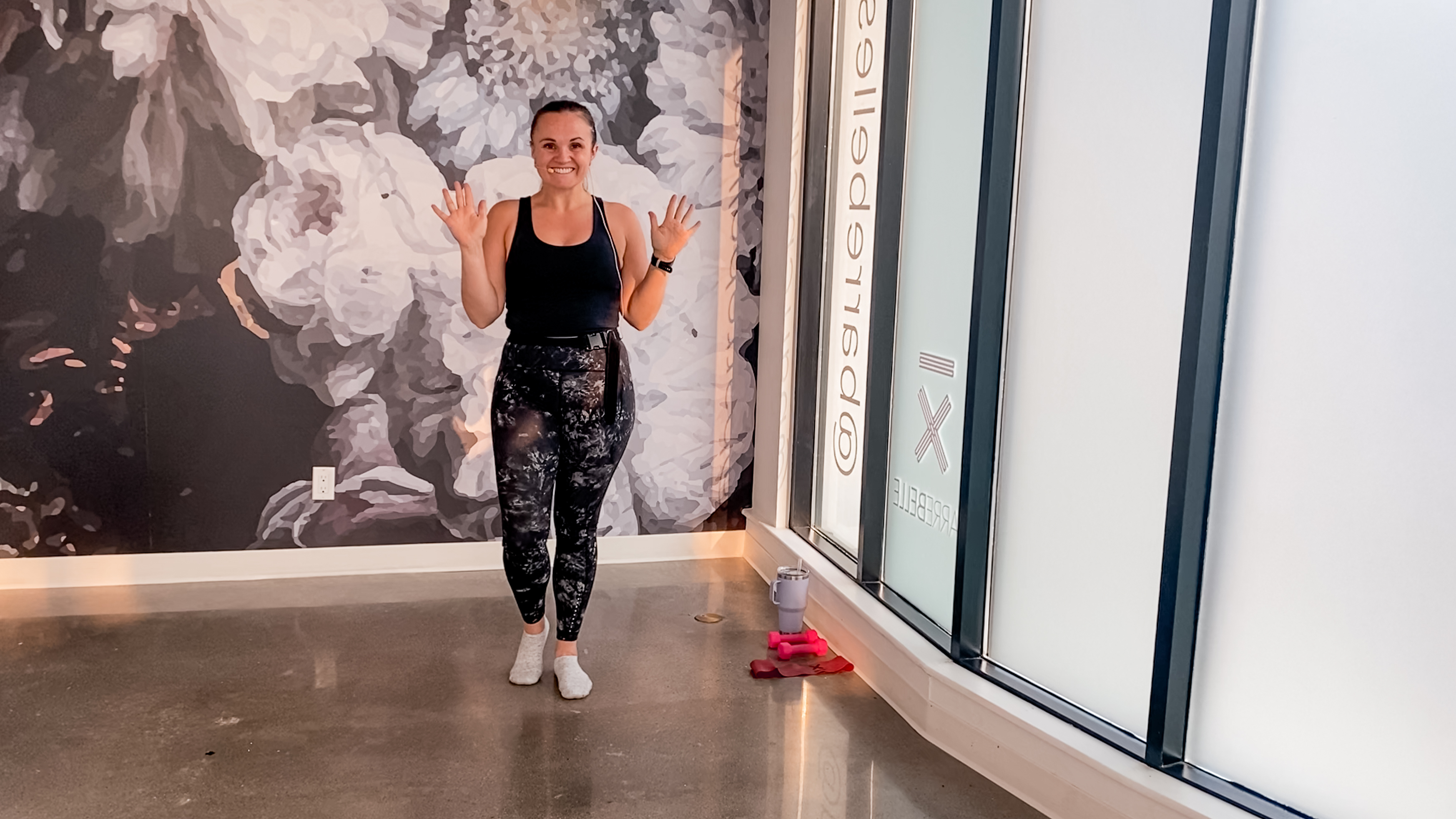 Low Impact Signature Barre | Natalie