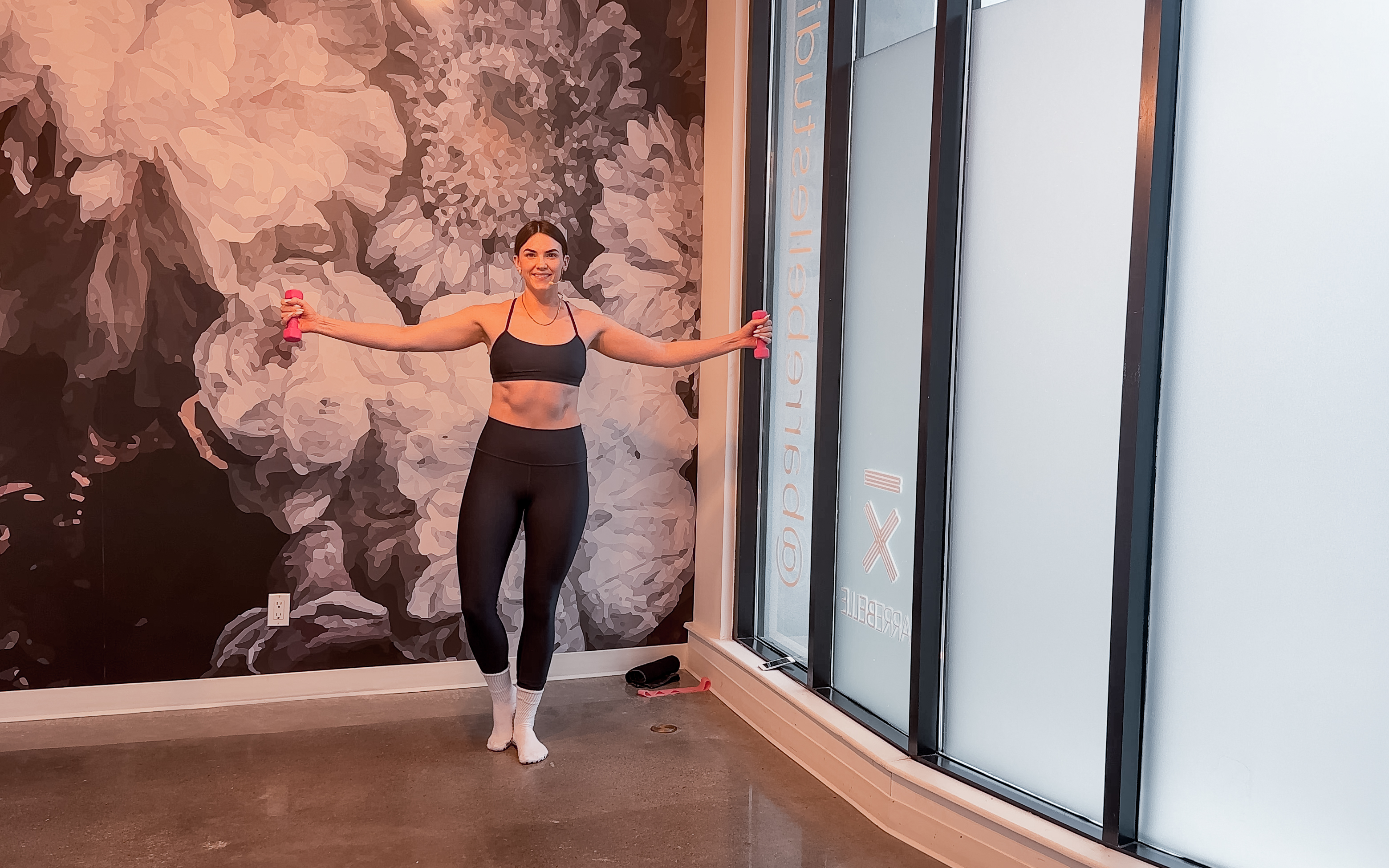 *NEW* Signature Barre - Christmas Edition | Jenna