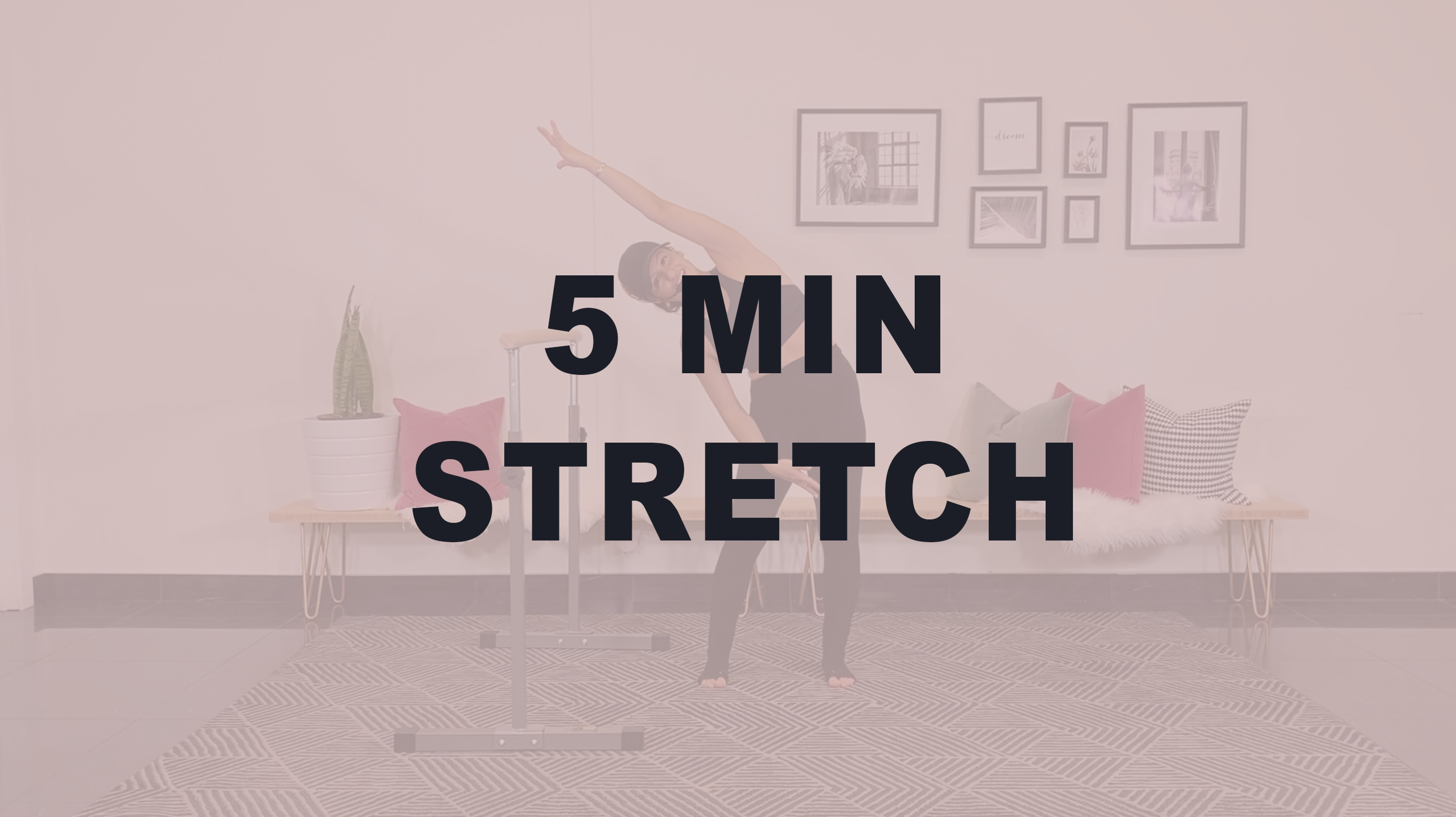 T1 5 Min Express Stretch | Alexandra