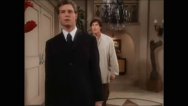 S15 E94