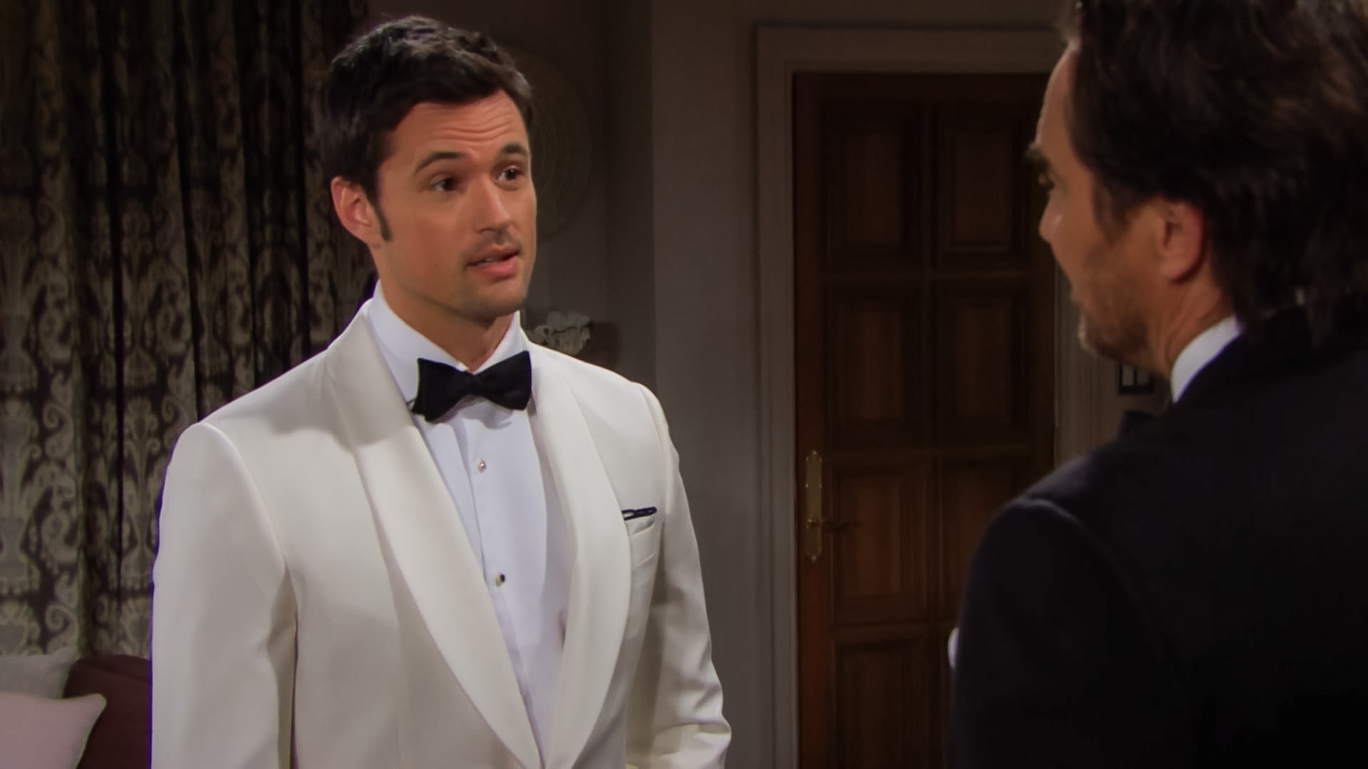 S33 E113