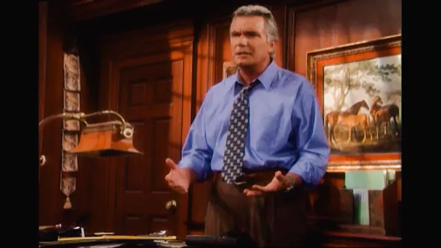 S11 E245