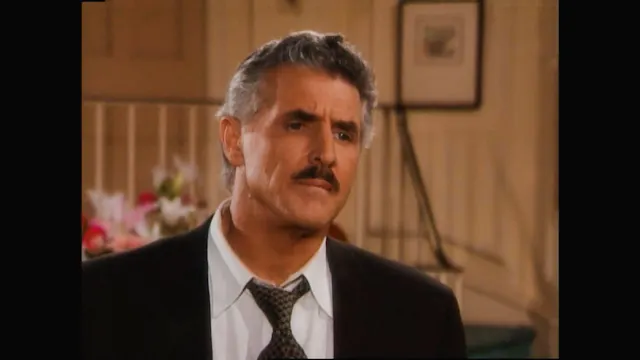 S12 E215