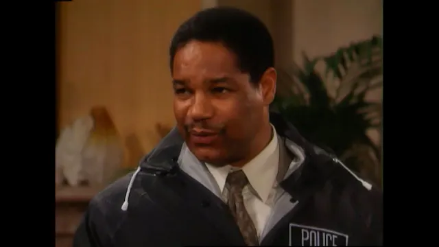 S16 E13