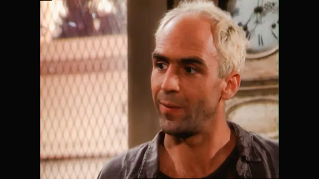 S11 E104