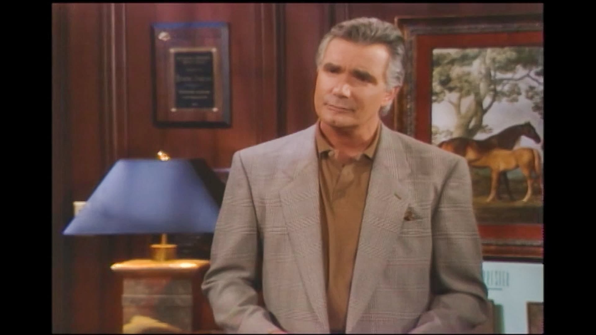S8 E44