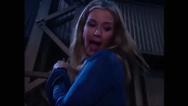 S15 E9