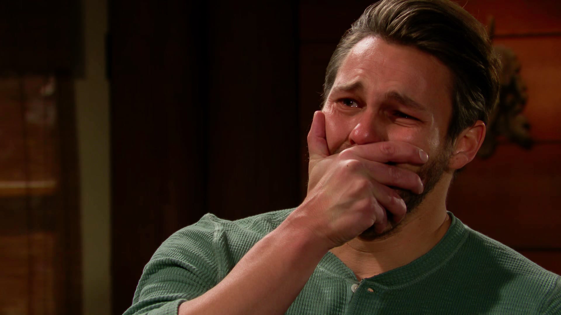 S34 E141