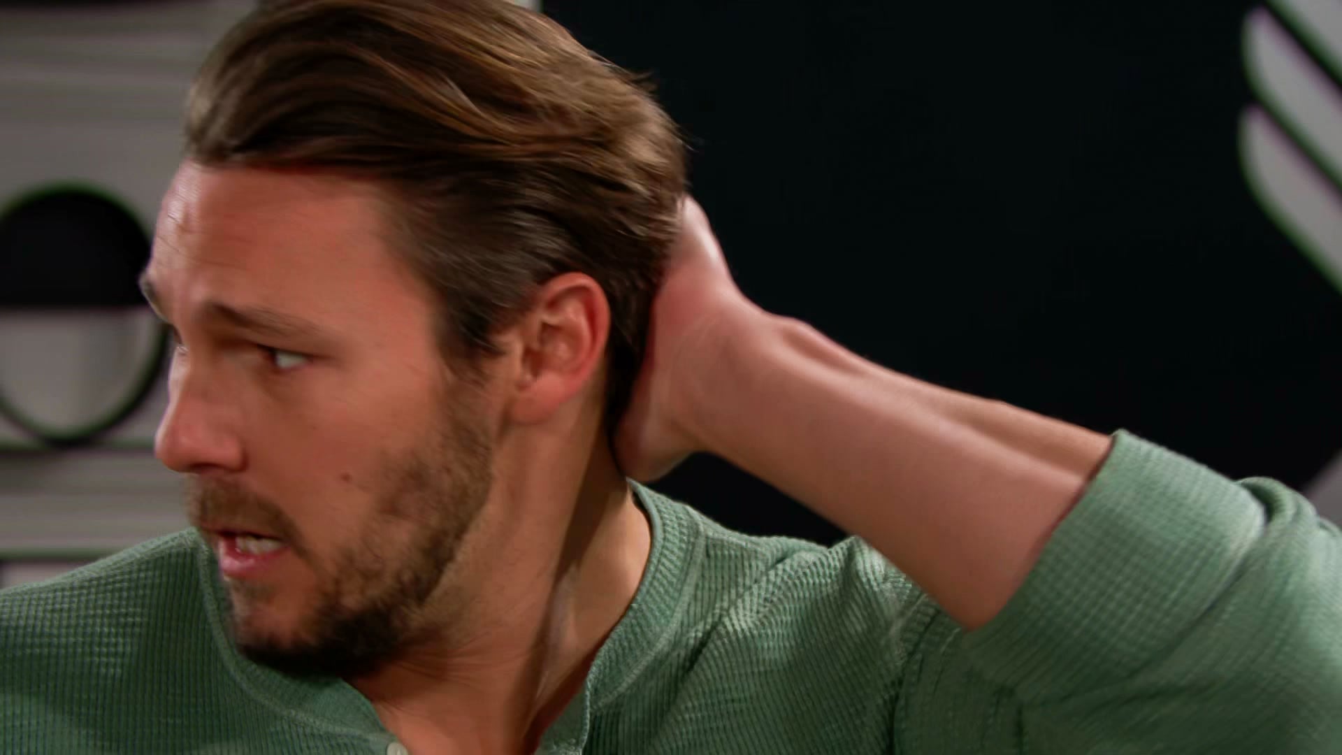 S34 E144