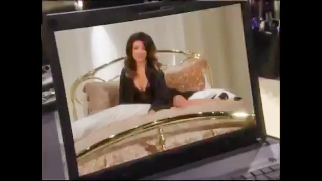 S24 E243