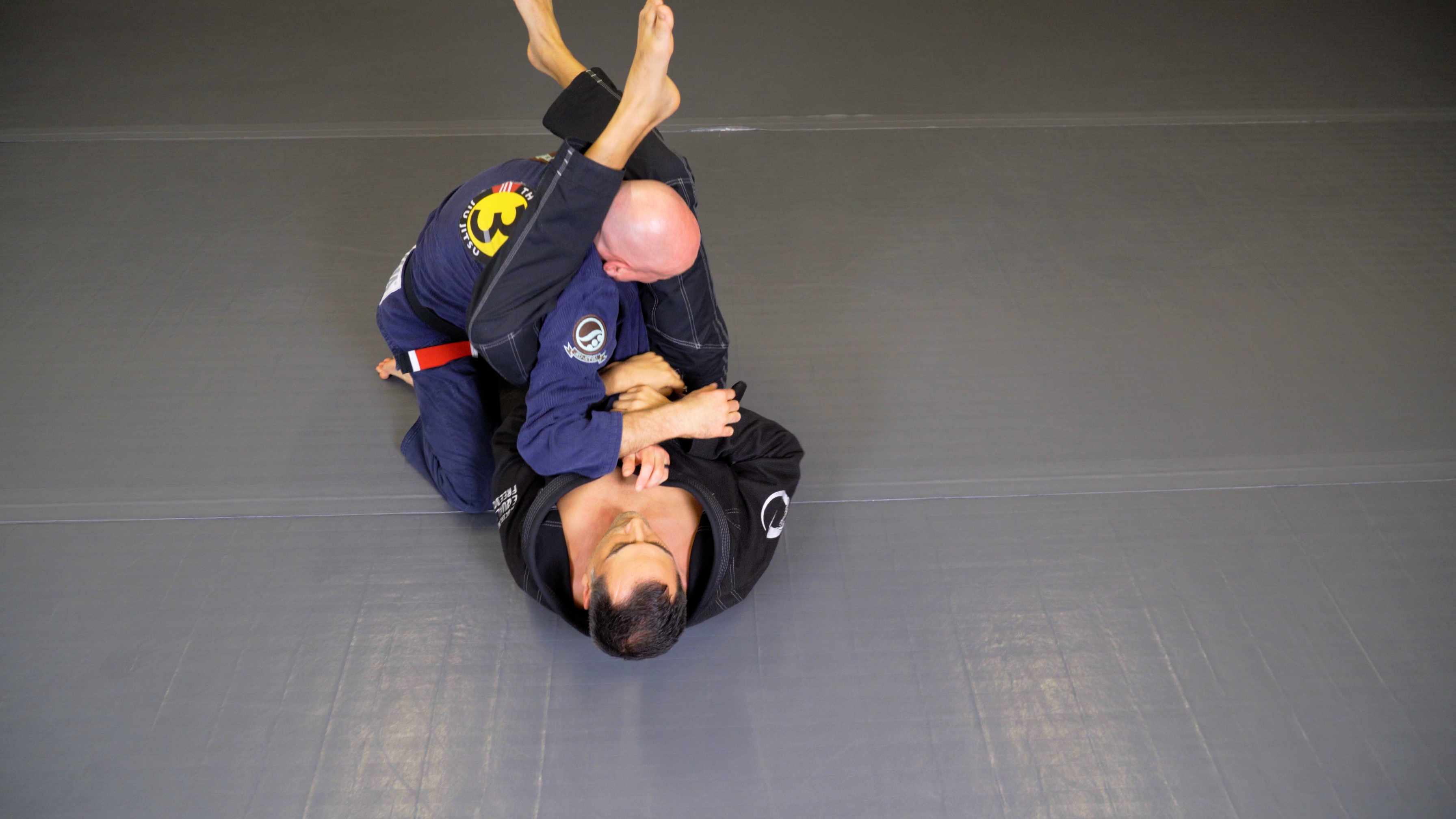 3. Closed Guard Attacks | Roy Dean