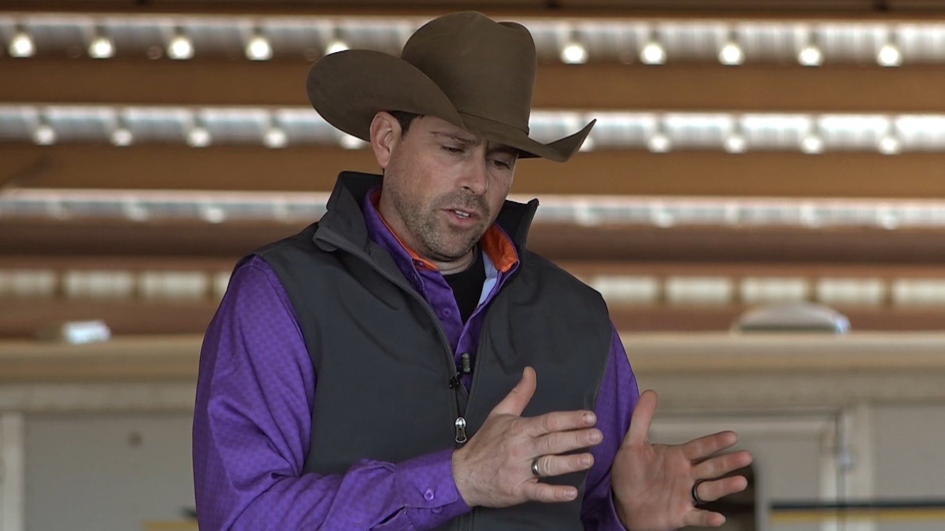 2 - Yield The Hind Quarters(Hips)