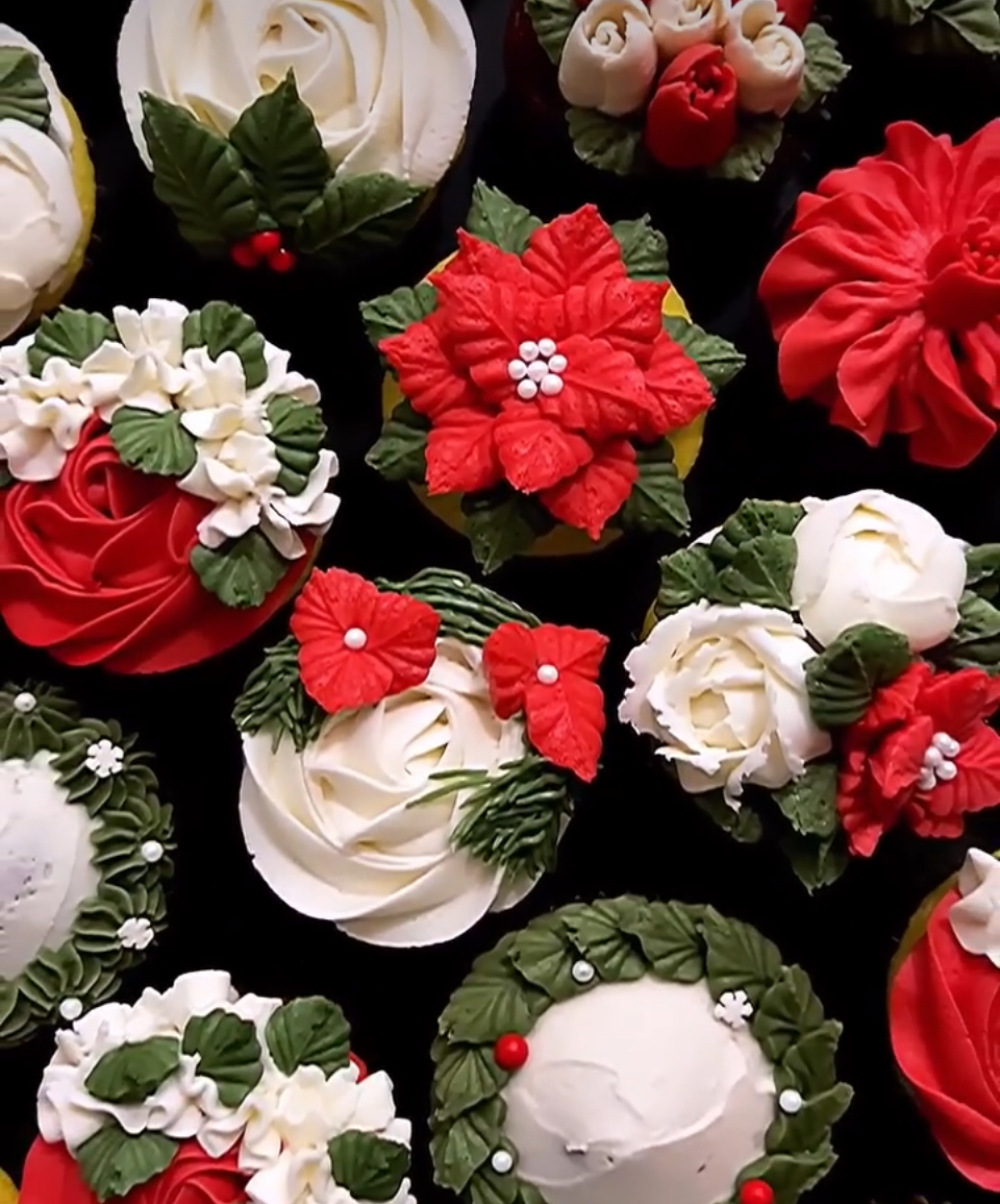 Beginners Christmas Frosting Designs