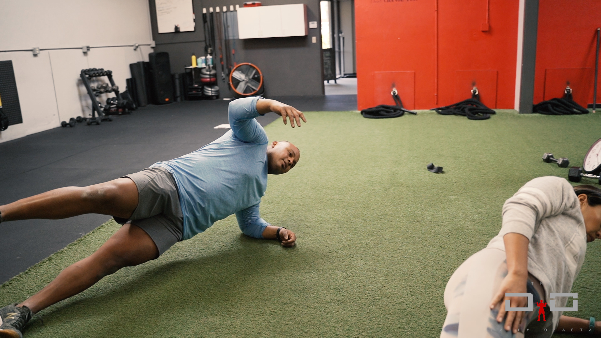 Individual Workout 47 - Rotating side plank to push-up