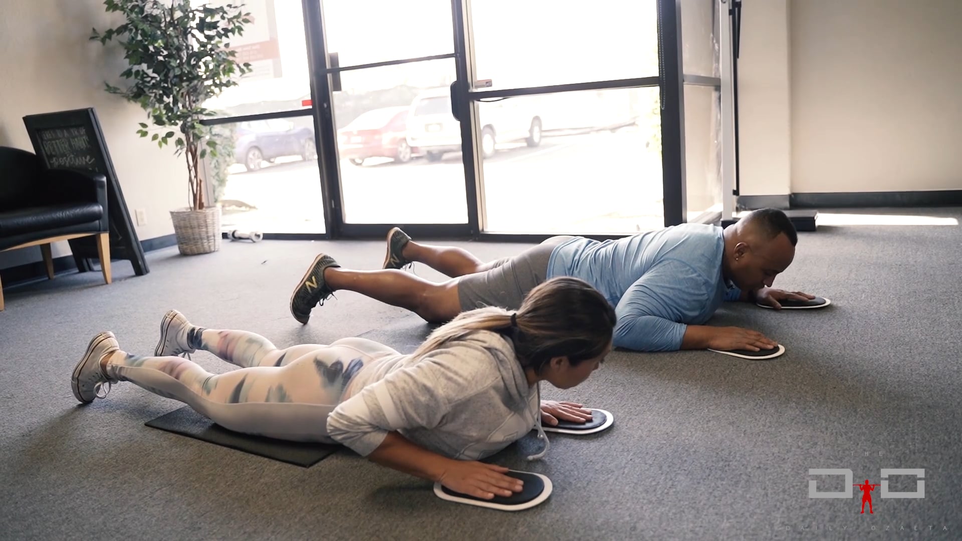 Individual Workout 71 - Sliding lateral lunge