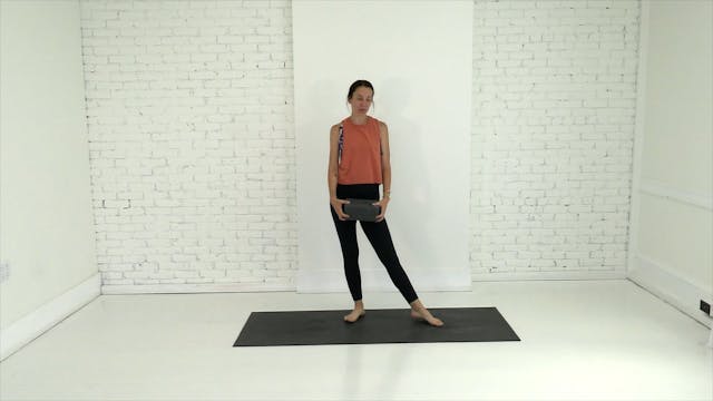 HIP OPENING STRETCH