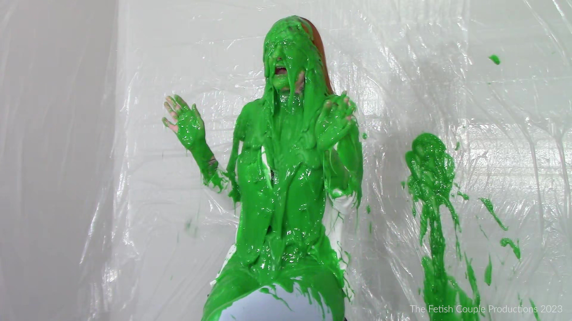redhead-livs-massive-sliming-and-fake-cu_31.jpg