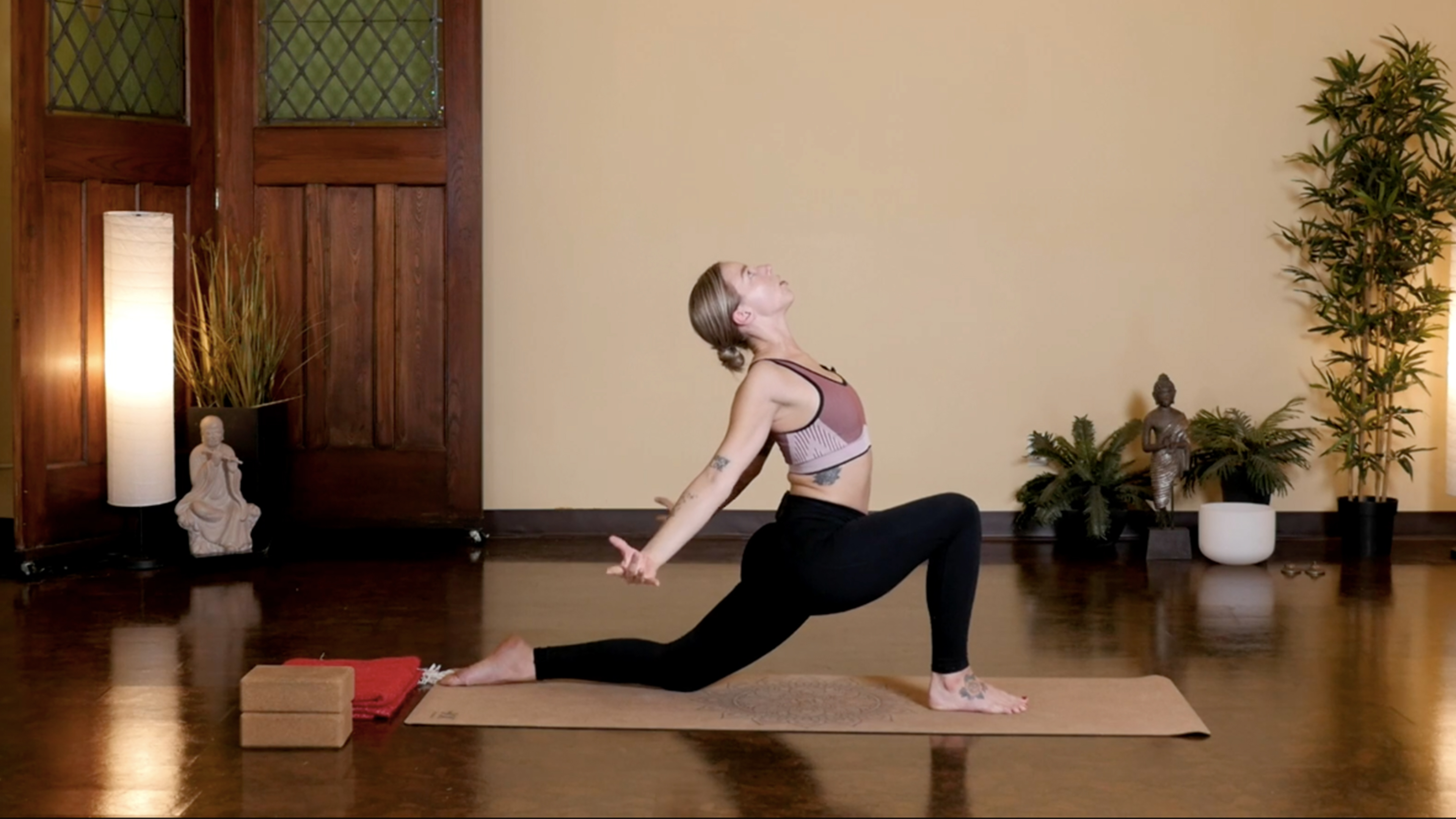 Vinyasa Yoga for Kapha with Lindsey