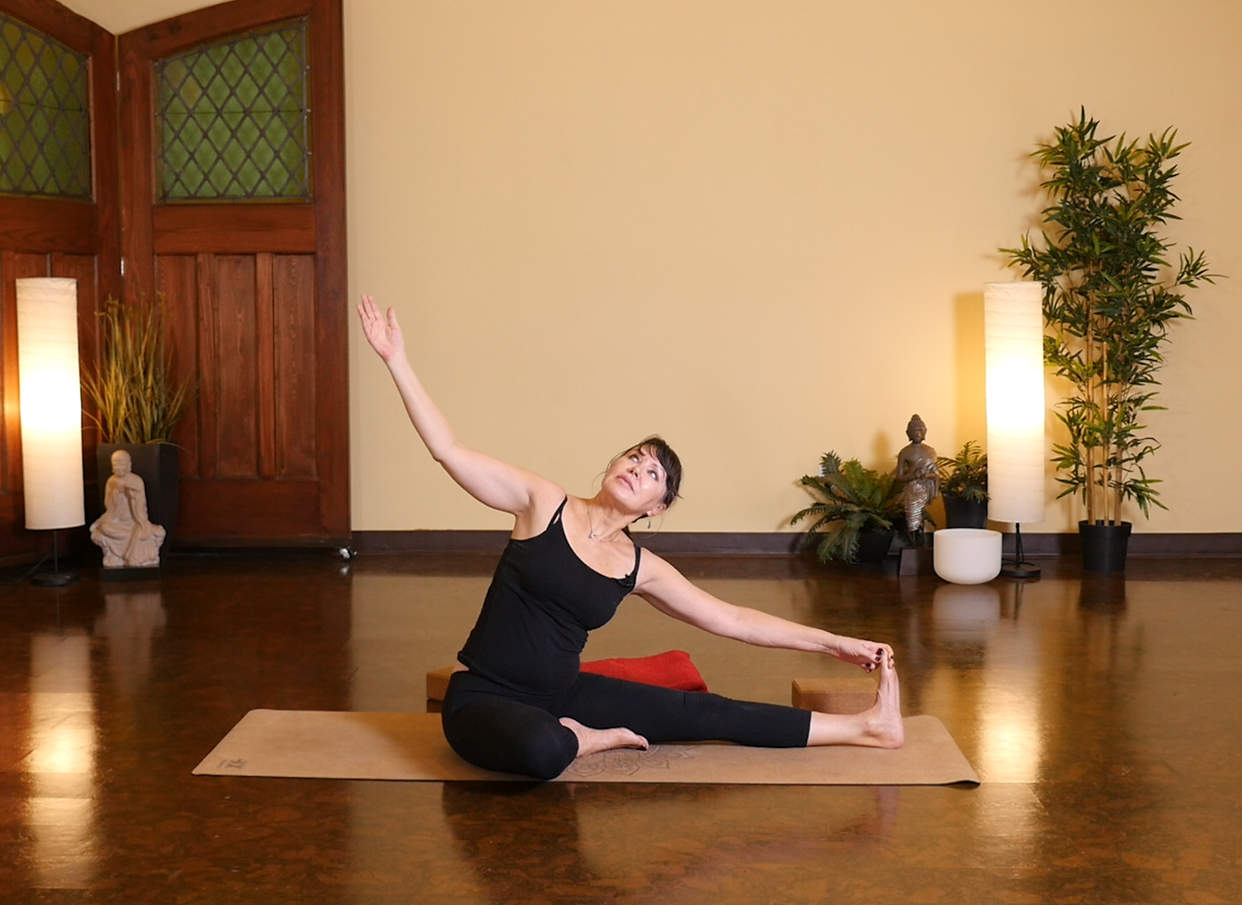 Gentle Vinyasa Flow with Beatrix