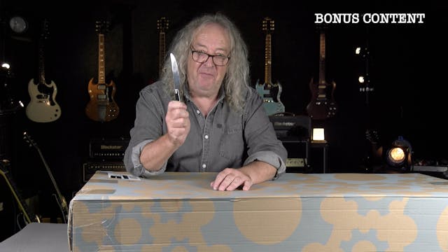 A Surprise Unboxing 🎸 Looking For Tro...