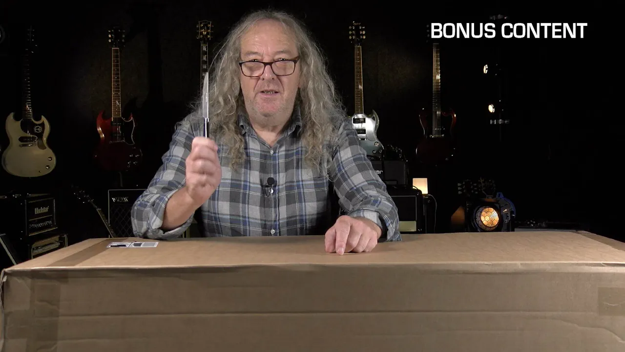 Weekend Fix (3/9/22) - What's In The Box? - The Guitaristas