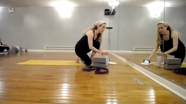 Hips Flow-May11-2022