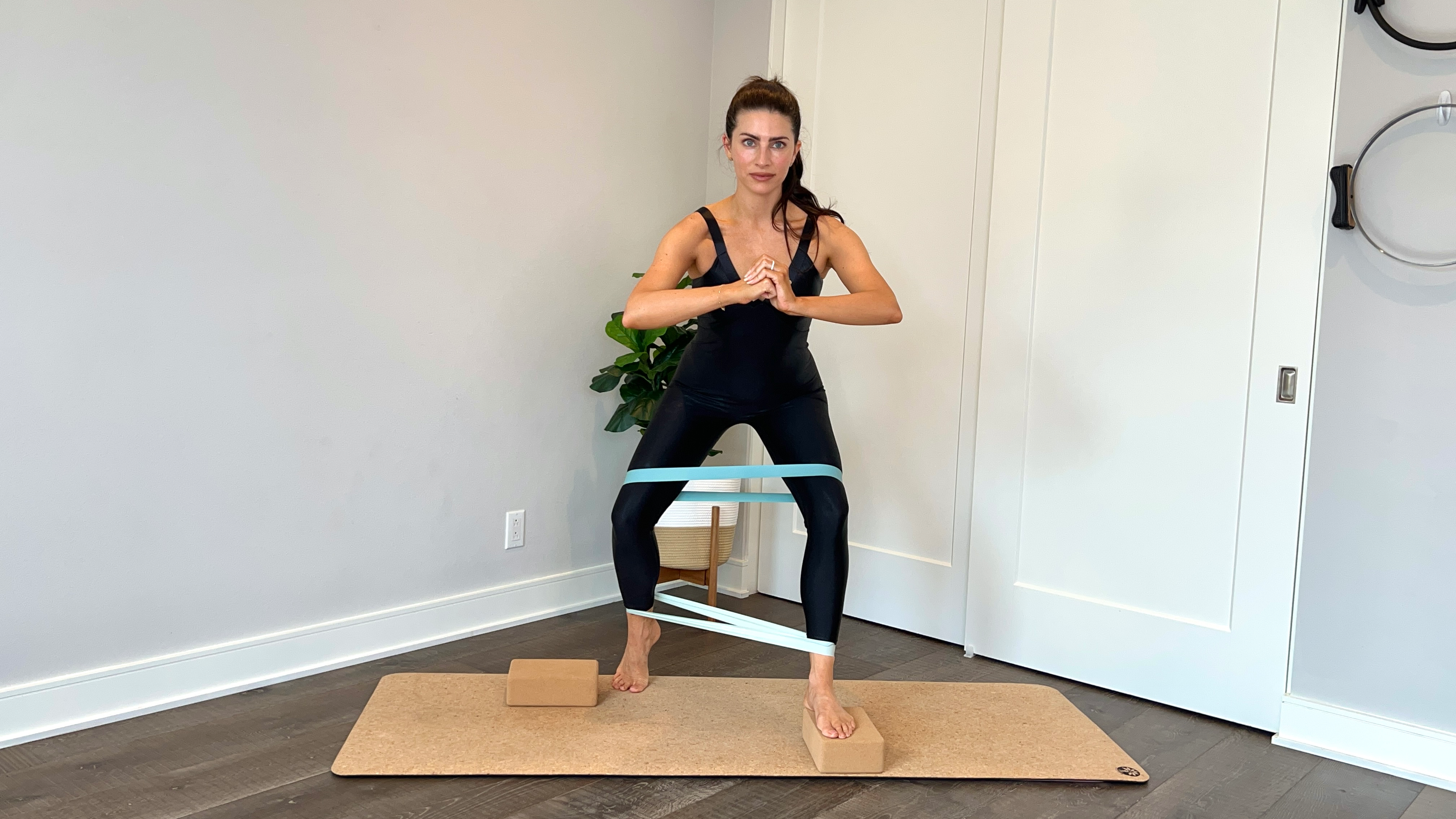 Bands & Blocks Booty Burn