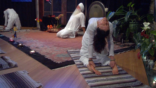 Expansion and Contraction of Your Aura kundalini video