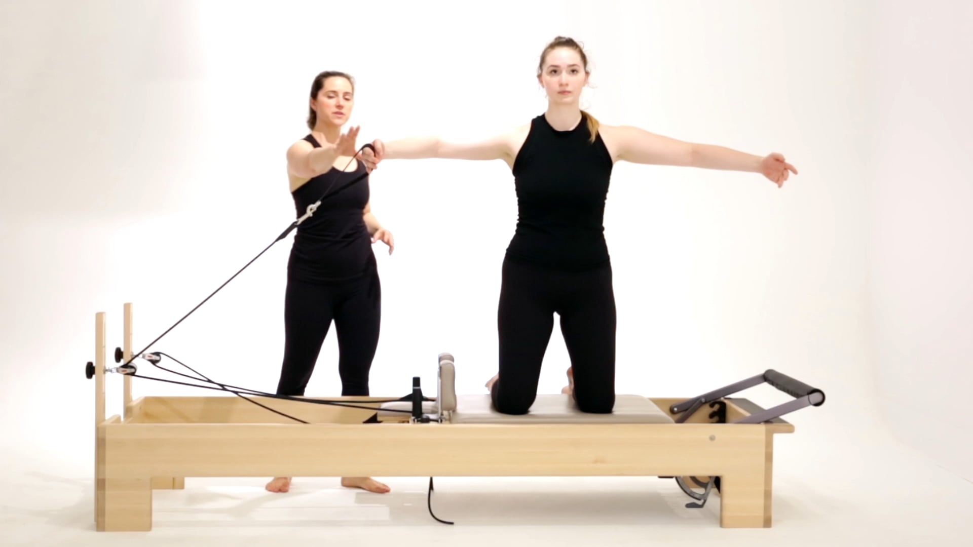 Side Arm (Half Hug & Side Twist)