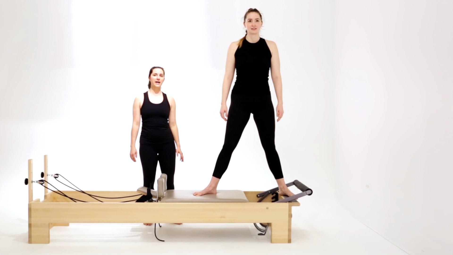 Standing Side Splits (Gondola)