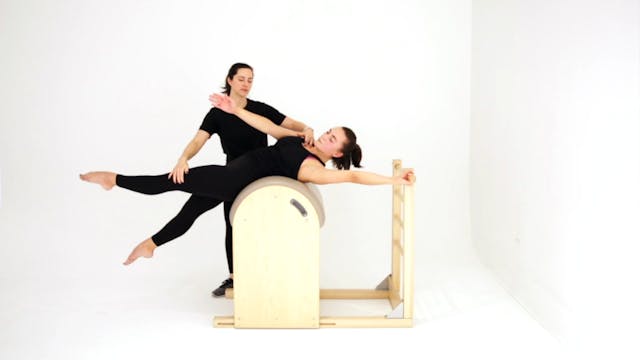 Sitting On Apex (Thoracic Rotation Wi...