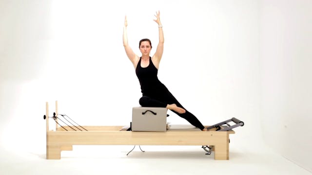 Short Box (Contraction, Hinge, Rotation, Rolling pin) - Reformer - The Lab  Pilates Training Video Library