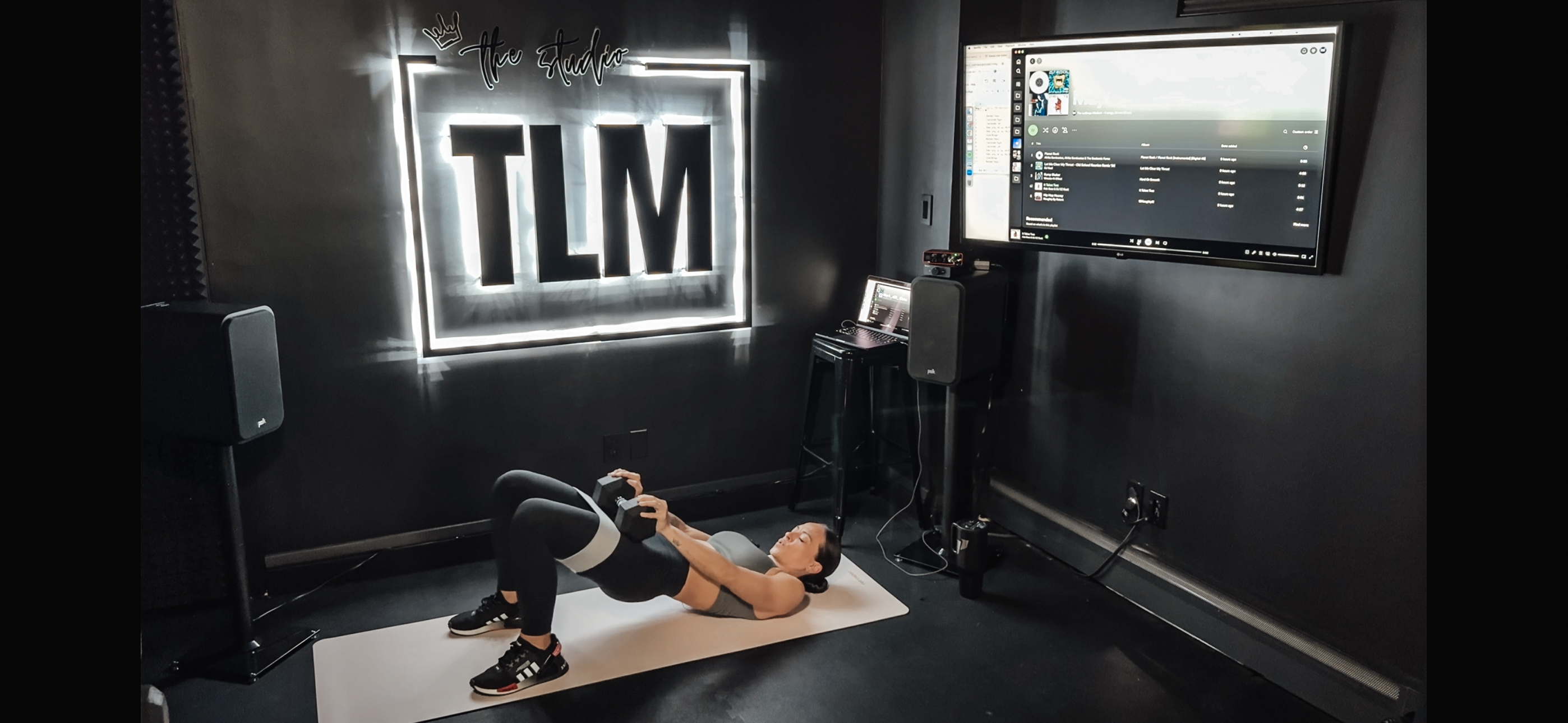 Booty Sculpt (Band | 20 Min)