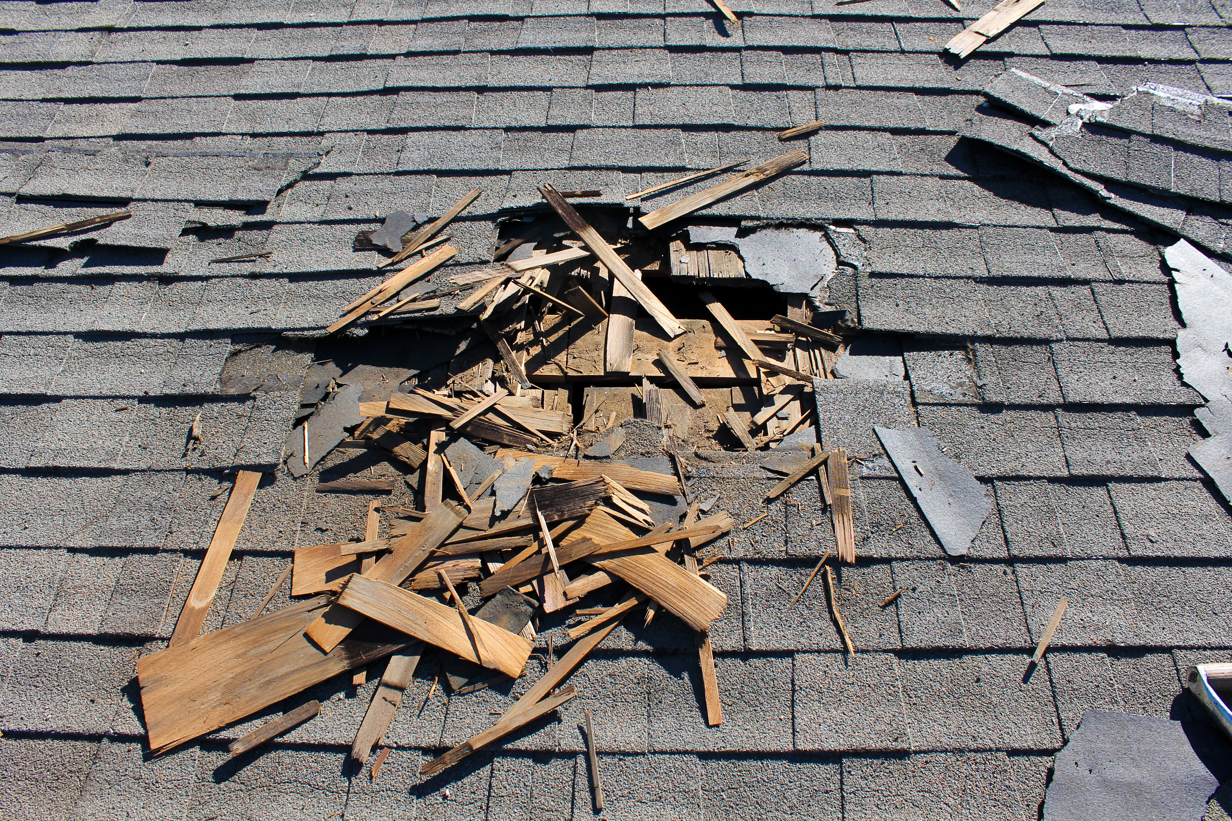 Roof-Wood Shingles and Shakes