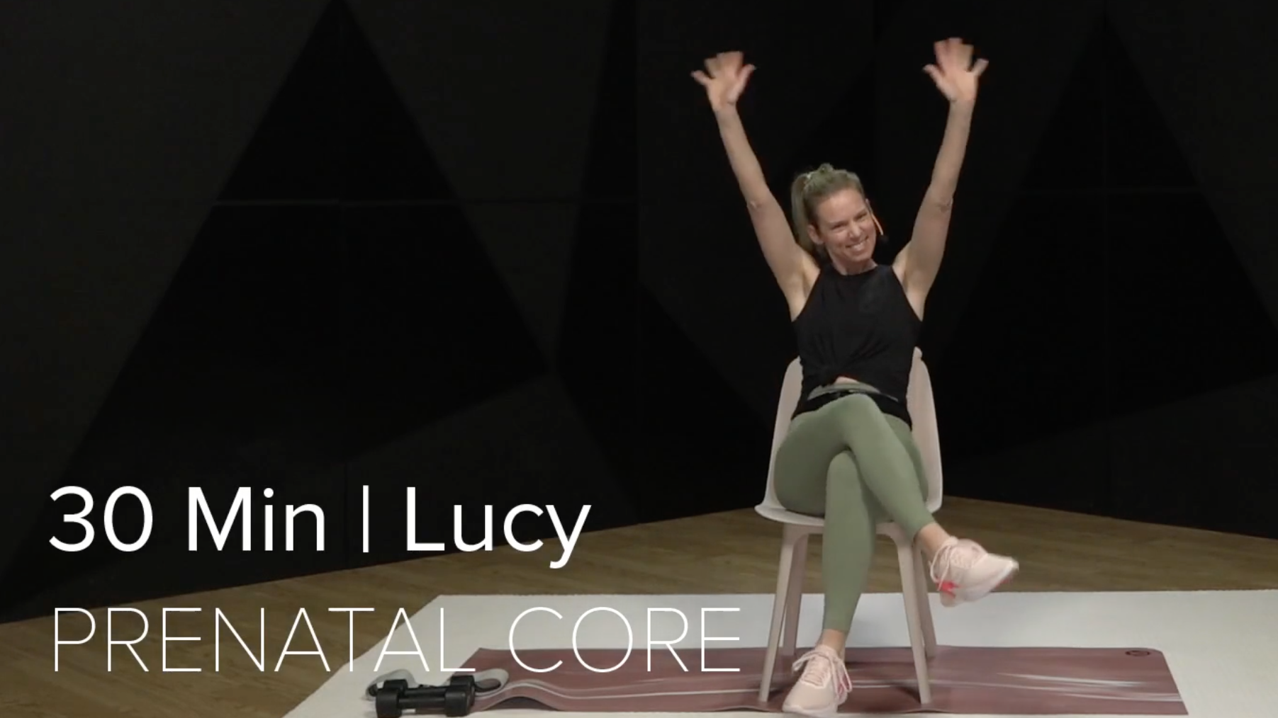 19- PRENATAL CORE WITH LUCY (30 MIN)