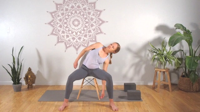 LUNA Yoga Flow for Spine & Shoulder Mobility